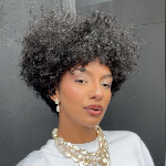 Maria Julia, Proprietária Terra 36